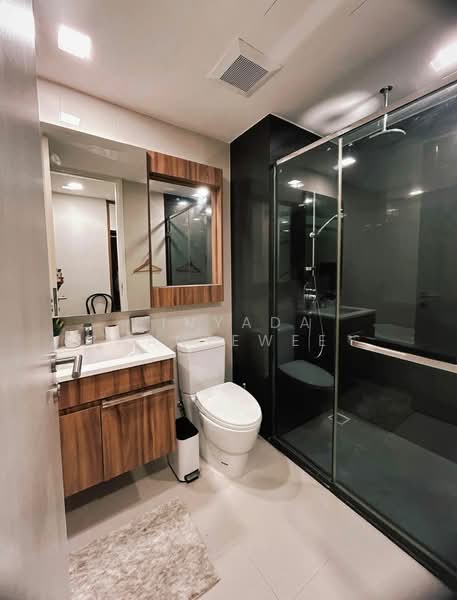 Via 31, Bangkok, Soi Sukhumvit 31, Khlong Tan Nua, Watthana, Bangkok, 2 Bedrooms, 71 sqm, Condo For Rent, by Pinyada Hantewee, 500380095 - DDproperty.com