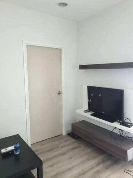 Centric Sathorn-St Louis, Bangkok, Sathorn Nua Road, Yan Nawa, Sathon, Bangkok, 1 Bedroom, 39 sqm, Condo For Sale, by Chirattiya Lakkham, 500380169 - DDproperty.com
