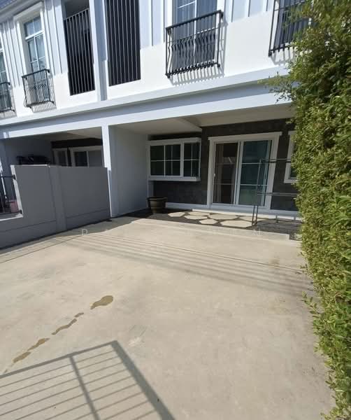 Indy 2 Bangna-Ramkhamhaeng 2, Bangkok, Soi Ramkhamhaeng 2, Dok Mai, Prawet, Bangkok, 3 Bedrooms, 124 sqm, Townhouse For Rent, by Rapeephan, 500380192 - DDproperty.com