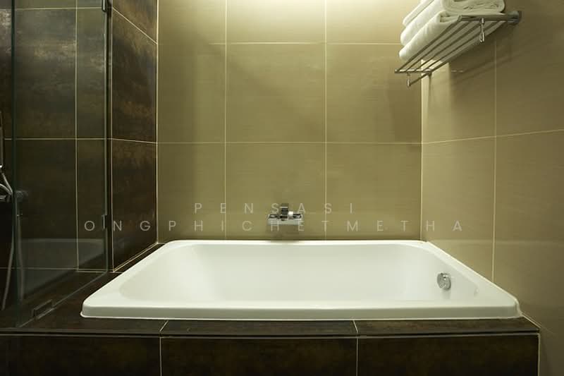 Qube Suites Sukhumvit 46 : คิวบ์ สวีทส์ สุขุมวิท 46, กรุงเทพ, 30 ถนนสุขุมวิท, พระโขนง, คลองเตย, กรุงเทพ, 60 ตร.ม., อพาร์ทเมนท์ ให้เช่า, โดย Pensasi Ongphichetmetha, 500380195 - DDproperty.com