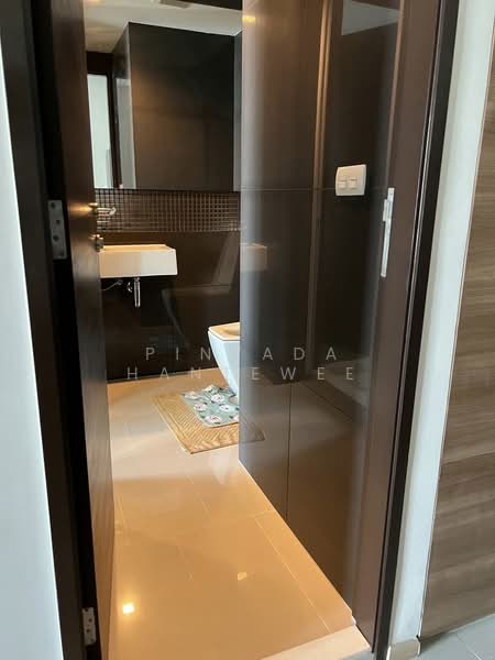 Rhythm Sathorn, Bangkok, 141 Soi Sathorn 21, Yan Nawa, Sathon, Bangkok, 1 Bedroom, 45 sqm, Condo For Rent, by Pinyada Hantewee, 500380218 - DDproperty.com