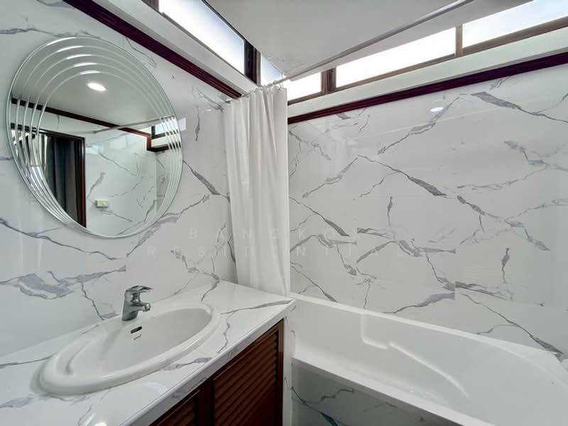 Supalai Place Sukhumvit 39, Bangkok, 175-179 Soi Sukhumvit 39 Sukhumvit Road, Khlong Tan Nua, Watthana, Bangkok, 2 Bedrooms, 120 sqm, Condo For Rent, by Bangkok Residential, 500380227 - DDproperty.com