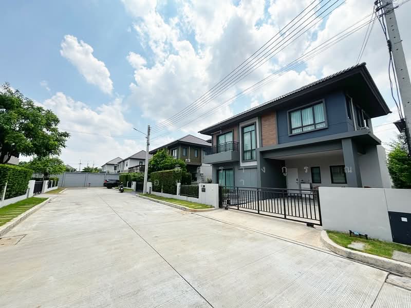 Venue Flow Tiwanon Rangsit, Pathum Thani, 109 Tiwanon Road, Bang Kadi, Muang Pathum Thani, Pathum Thani, 5 Bedrooms, 200 sqm, Single Detached House For Rent, by ภัทรนัน อิศรางกูร ณ อยุธยา, 500380239 - DDproperty.com