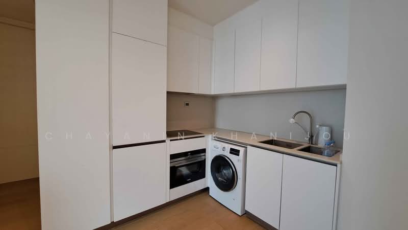 The Strand Thonglor, Bangkok, 36 Soi Sukhumvit 55, Khlong Tan Nua, Watthana, Bangkok, 2 Bedrooms, 75 sqm, Condo For Rent, by Chayanin Khanijou, 500380242 - DDproperty.com