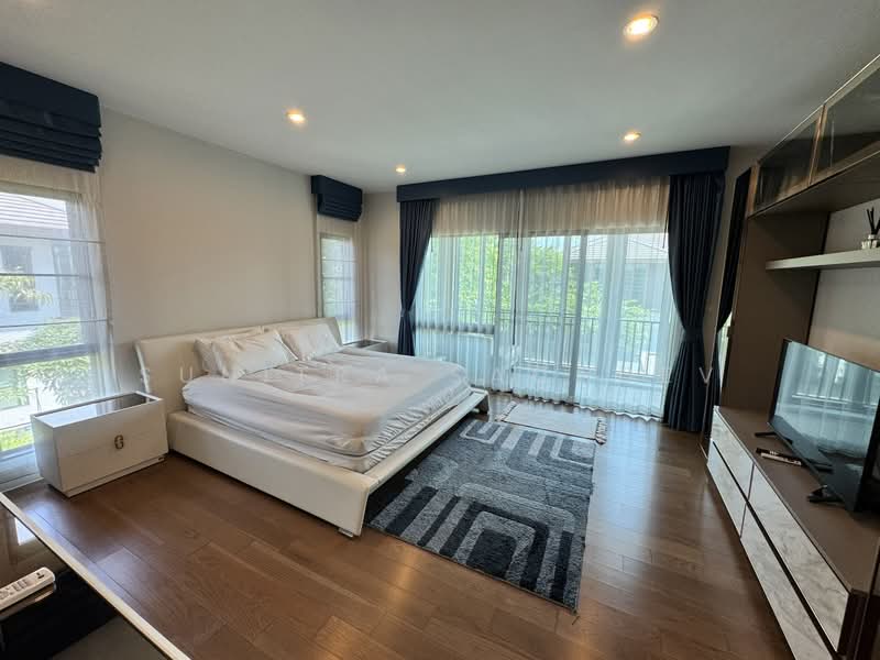 Burasiri Pattanakarn, Bangkok, New Pattanakarn Road, Prawet, Bangkok, 5 Bedrooms, 320 sqm, Single Detached House For Rent, by Sunitra Sachdev, 500380257 - DDproperty.com