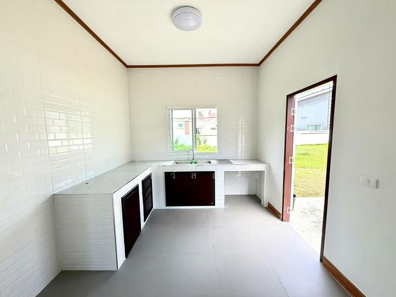 ขาย บ้านเดี่ยว หลังมุม 2 ชั้น วิวทะเลสาบ หมู่บ้าน เดอะ ไพน์ รีสอร์ท ปทุมธานี, ปทุมธานี, ท้ายเกาะ, สามโคก, ปทุมธานี, 300 ตร.ม., บ้านเดี่ยว ขาย, โดย กรณวัสส์ กัณฑวัสส์วงส์, 500380262 - DDproperty.com