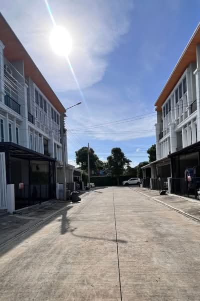 Golden City Sathorn, Bangkok, 139 Moo 11, Bangkhuntien, Chom Thong, Bangkok, 4 Bedrooms, 168 sqm, Townhouse For Sale, by เฟอมปักหมุด, 500380295 - DDproperty.com