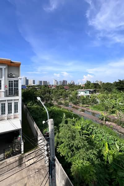 Golden City Sathorn : โกลเด้น ซิตี้ สาทร, กรุงเทพ, 139 หมู่ 11, บางขุนเทียน, จอมทอง, กรุงเทพ, 168 ตร.ม., ทาวน์เฮ้าส์ ขาย, โดย เฟอมปักหมุด, 500380295 - DDproperty.com