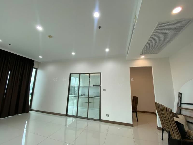 Supalai Oriental Sukhumvit 39, Bangkok, Soi Sukhumvit 39, Khlong Tan Nua, Watthana, Bangkok, 3 Bedrooms, 180 sqm, Condo For Rent, by Chirattiya Lakkham, 500380312 - DDproperty.com