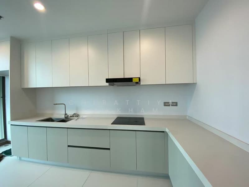 Supalai Oriental Sukhumvit 39, Bangkok, Soi Sukhumvit 39, Khlong Tan Nua, Watthana, Bangkok, 3 Bedrooms, 180 sqm, Condo For Rent, by Chirattiya Lakkham, 500380312 - DDproperty.com