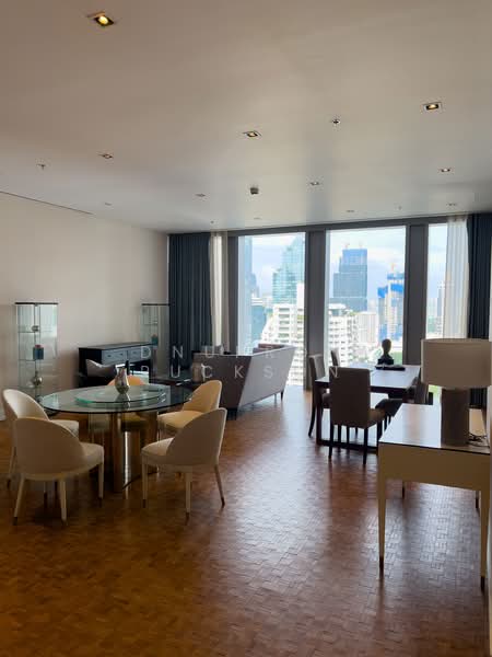 The Ritz-Carlton Residences, Bangkok, 114 Narathiwat Ratchanakarin Road, Silom, Bang Rak, Bangkok, 3 Bedrooms, 223 sqm, Condo For Rent, by Dnupron Ruckson, 500380361 - DDproperty.com