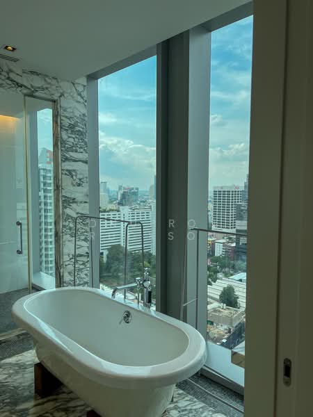The Ritz-Carlton Residences, Bangkok, 114 Narathiwat Ratchanakarin Road, Silom, Bang Rak, Bangkok, 3 Bedrooms, 223 sqm, Condo For Rent, by Dnupron Ruckson, 500380361 - DDproperty.com