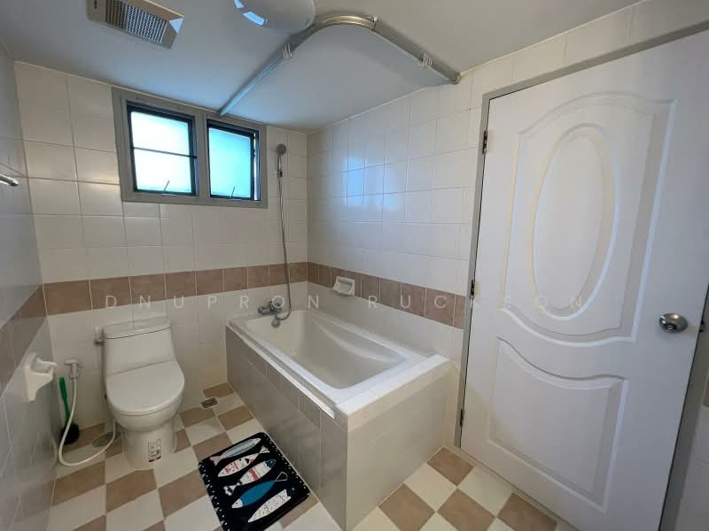Baan Chan Condominium, Bangkok, Soi Thonglor 20, Thonglor Road, Khlong Tan Nua, Watthana, Bangkok, 3 Bedrooms, 160 sqm, Condo For Rent, by Dnupron Ruckson, 500380370 - DDproperty.com