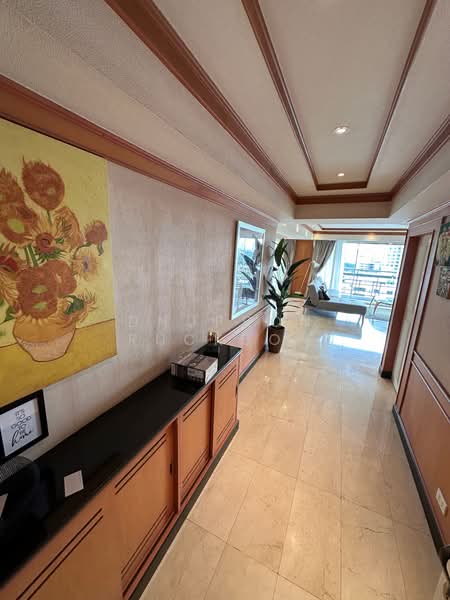 Royal Castle Sukhumvit : รอยัล คาสเซอร์ สุขุมวิท, กรุงเทพ, 30 ซอยสุขุมวิท 39, คลองเตยเหนือ, วัฒนา, กรุงเทพ, 140 ตร.ม., คอนโด ให้เช่า, โดย Dnupron Ruckson, 500380387 - DDproperty.com