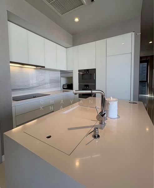 Vittorio 39, Bangkok, 8 Sukhumvit, Khlong Tan Nua, Watthana, Bangkok, 2 Bedrooms, 127 sqm, Condo For Rent, by Chayanin Khanijou, 500380408 - DDproperty.com