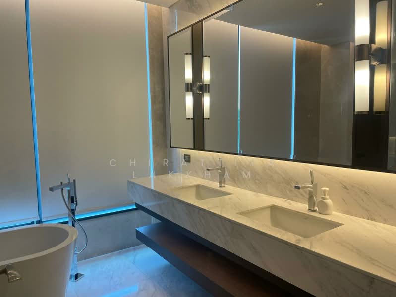Sindhorn Residence, Bangkok, 54 Soi Ton Son, Lumphini, Pathum Wan, Bangkok, 2 Bedrooms, 111 sqm, Condo For Rent, by Chirattiya Lakkham, 500380422 - DDproperty.com