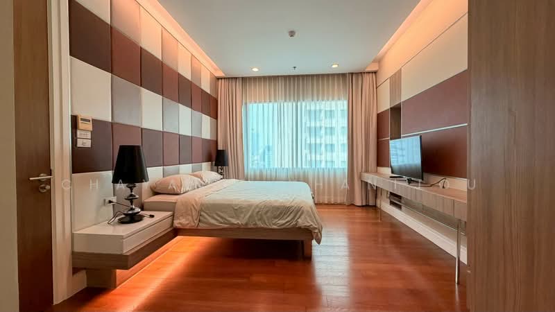Bright Sukhumvit 24, Bangkok, Sukhumvit 24 Alley, Khong Tan, Khlong Toei, Bangkok, 1 Bedroom, 74 sqm, Condo For Rent, by Chayanin Khanijou, 500380425 - DDproperty.com