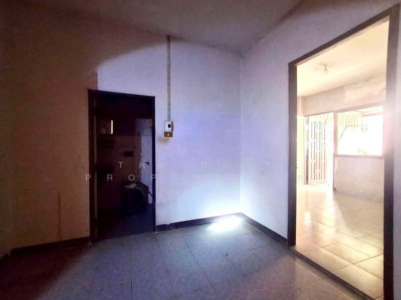 ทาวน์เฮ้าส์ท่าเสา อุตรดิตถ์, Uttaradit, Tha Sao, Muang Uttaradit, Uttaradit, 2 Bedrooms, 150 sqm, Townhouse For Sale, by The Best Property นิด, 500380426 - DDproperty.com