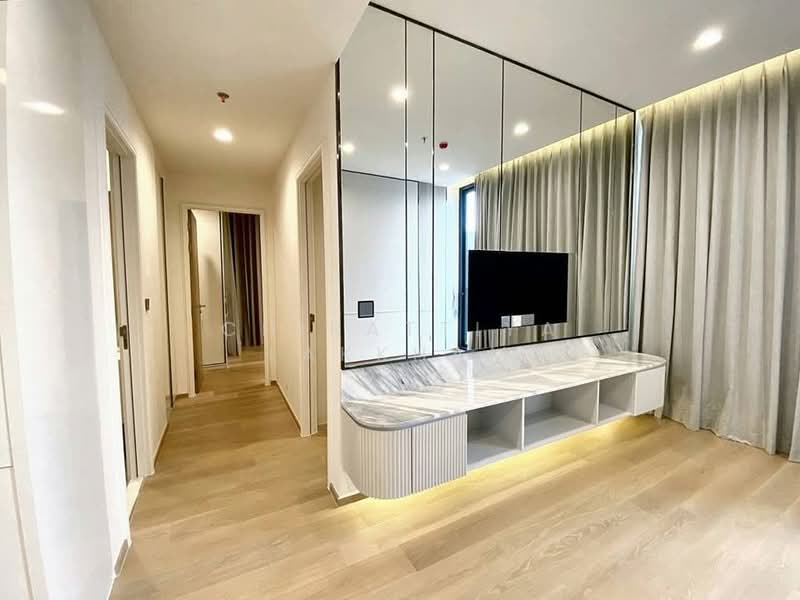 Anil Sathorn 12, Bangkok, 122 N Sathon Rd, Thung Maha Mek, Sathon, Bangkok, 2 Bedrooms, 62 sqm, Condo For Rent, by Chirattiya Lakkham, 500380433 - DDproperty.com
