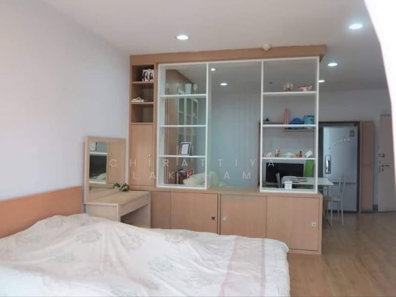 Silom Terrace Condominium, Bangkok, Silom, Bang Rak, Bangkok, Studio, 47 sqm, Condo For Rent, by Chirattiya Lakkham, 500380441 - DDproperty.com