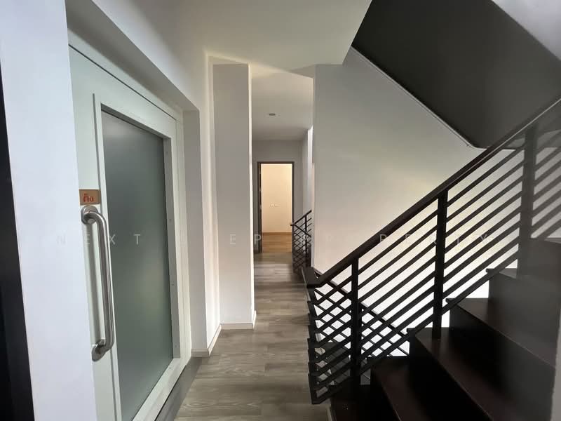 The Pride Sukhumvit 77, Bangkok, Soi On Nut 30, Suan Luang, Bangkok, 10+ Bedrooms, 760 sqm, Townhouse For Rent, by Next step property, 500380463 - DDproperty.com