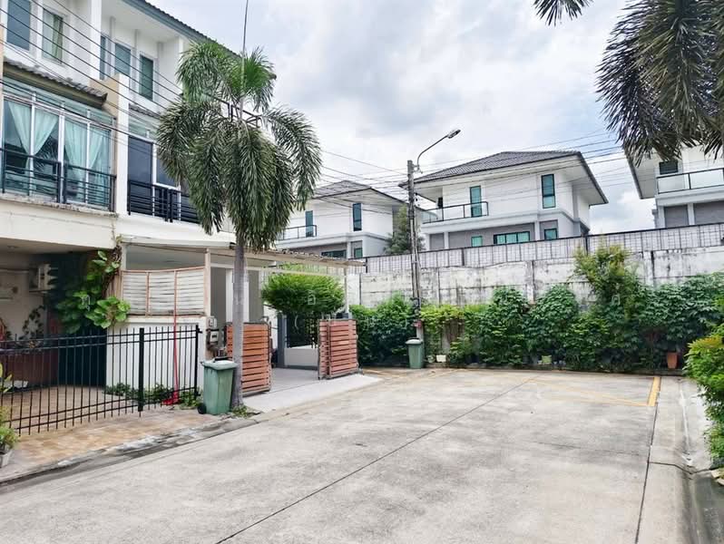 Vista Park Ratchada-Ramindra, Bangkok, Ratchada-Ramintra Road, Ram Inthra, Khan Na Yao, Bangkok, 4 Bedrooms, 180 sqm, Townhouse For Sale, by คุณ ปั่น อินทะอุ่นวงศ์ (ปั่น), 500380465 - DDproperty.com