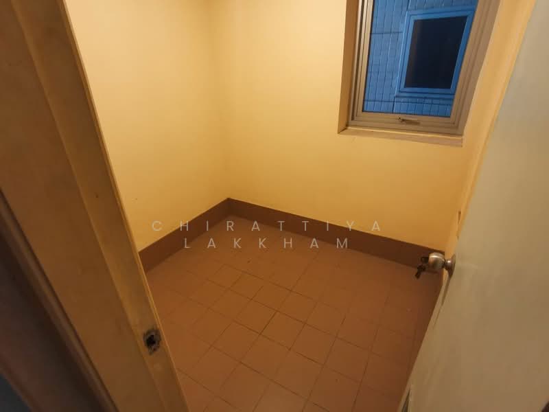 All Seasons Mansion, Bangkok, Soi Ruamrudee, Wireless Road, Lumphini, Pathum Wan, Bangkok, 3 Bedrooms, 178 sqm, Condo For Sale, by Chirattiya Lakkham, 500380479 - DDproperty.com