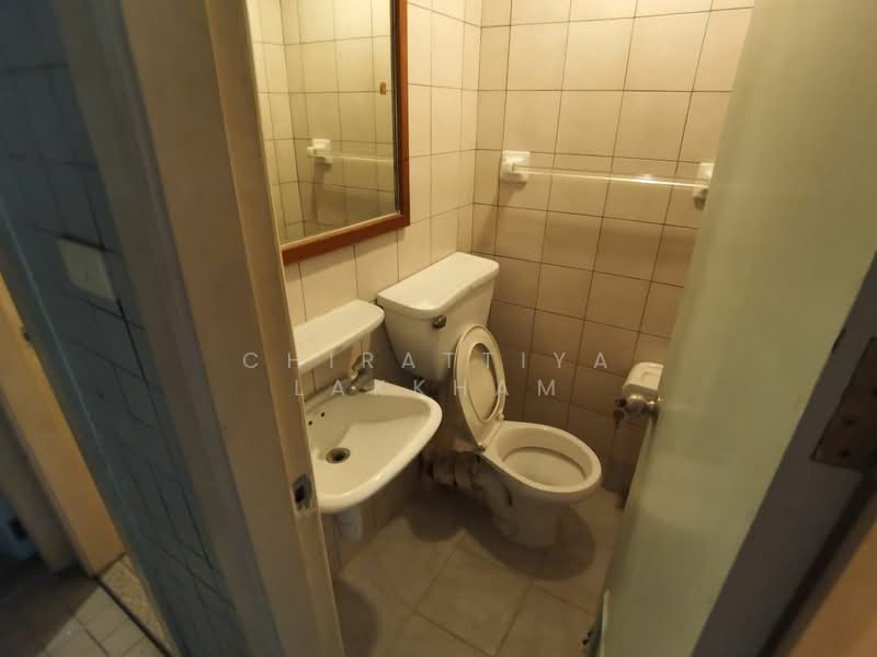 All Seasons Mansion, Bangkok, Soi Ruamrudee, Wireless Road, Lumphini, Pathum Wan, Bangkok, 3 Bedrooms, 178 sqm, Condo For Sale, by Chirattiya Lakkham, 500380479 - DDproperty.com