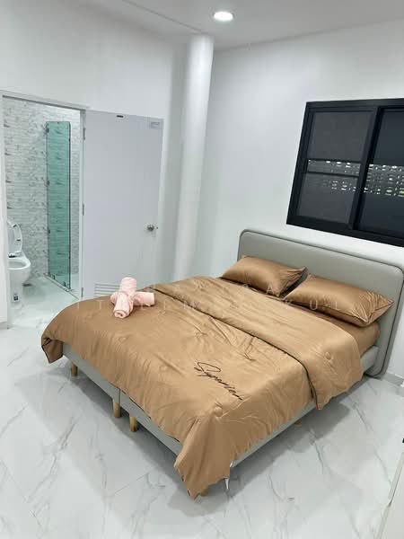 undefined, Chon Buri (Pattaya), Nong Pru, Bang Lamung (Pattaya), Chon Buri (Pattaya), 4 Bedrooms, 200 sqm, Single Detached House For Rent, by Chalisa Kitilimtrakul, 500380481 - DDproperty.com