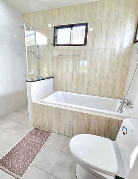 A house for rent near Grace International School, Chiang Mai Rental Price: 42,000THB/month No.14H962, Chiang Mai, Han Kaeo, Hang Dong, Chiang Mai, 5 Bedrooms, 310 sqm, Single Detached House For Rent, by Baandeedee Chiangmai, 500380489 - DDproperty.com