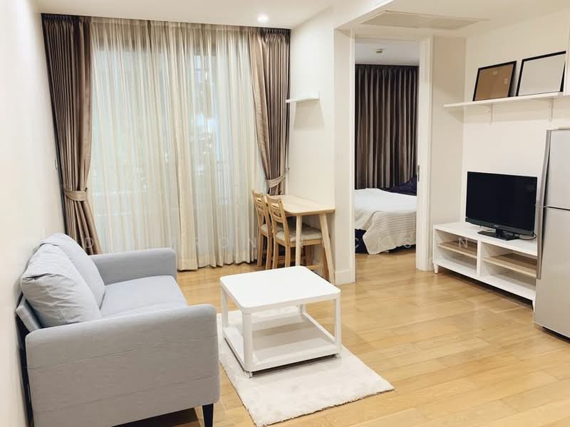 Collezio Sathorn-Pipat, Bangkok, 41 Soi Pipat 1 Silom Road, Silom, Bang Rak, Bangkok, 1 Bedroom, 41 sqm, Condo For Rent, by Dnupron Ruckson, 500380497 - DDproperty.com