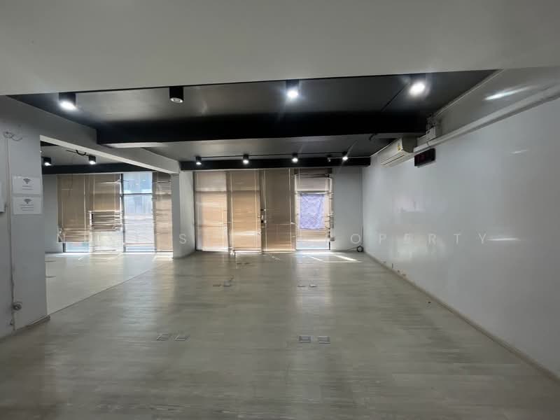 The Pride Sukhumvit 77, Bangkok, Soi On Nut 30, Suan Luang, Bangkok, 10+ Bedrooms, 760 sqm, Townhouse For Sale, by Next step property, 500380506 - DDproperty.com