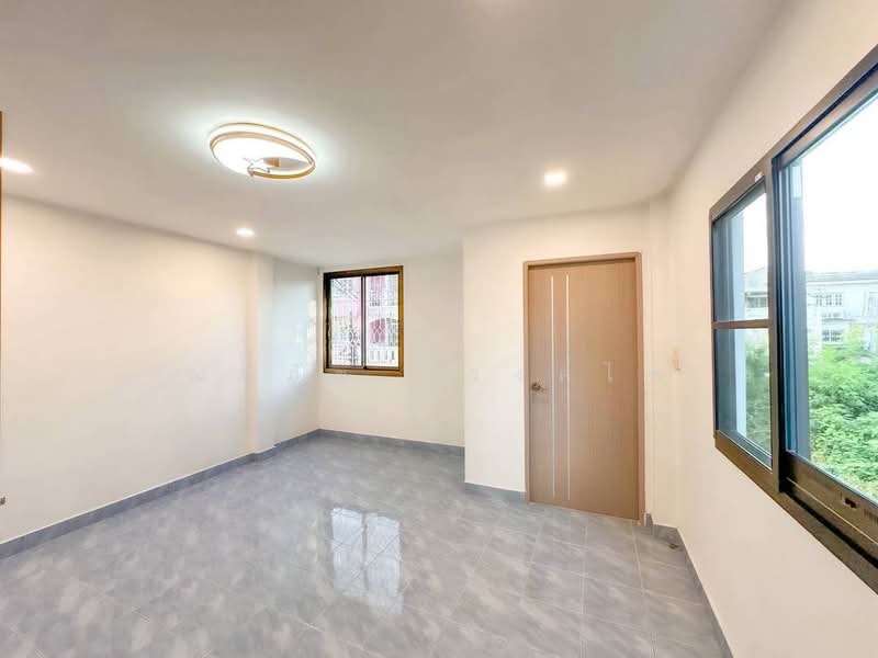 Townhome For Sale and For Rent,at Onnut 44, Bangkok, Suan Luang, Bangkok, 3 Bedrooms, 120 sqm, Townhouse For Sale, by ณปภัช ธวงค์ไพ, 500380510 - DDproperty.com