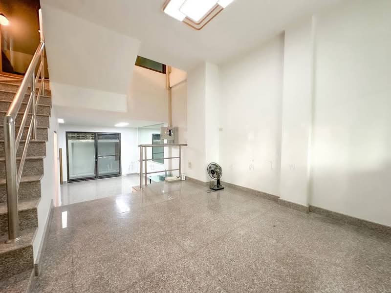 Townhome For Sale and For Rent,at Onnut 44, Bangkok, Suan Luang, Bangkok, 3 Bedrooms, 120 sqm, Townhouse For Sale, by ณปภัช ธวงค์ไพ, 500380510 - DDproperty.com