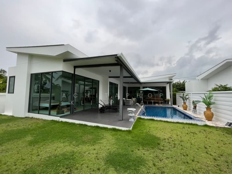 3 Villas by Phu Montra : 3 วิลล่า by ภูมนตรา, ประจวบคีรีขันธ์, ถนนเพชรเกษม, วังก์พง, ปราณบุรี, ประจวบคีรีขันธ์, 167 ตร.ม., บ้านเดี่ยว ให้เช่า, โดย Achitaphop Klinpipat, 500380523 - DDproperty.com