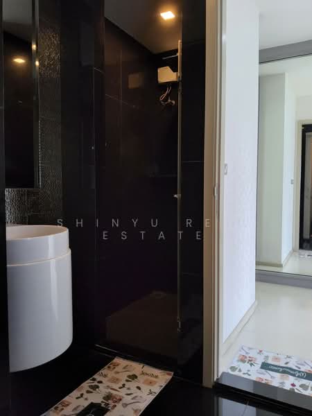 Rhythm Sukhumvit 36-38, Bangkok, 55 Soi Sukhumvit 36, Sukhumvit Road, Phra Kanong, Khlong Toei, Bangkok, 1 Bedroom, 50 sqm, Condo For Sale, by Shinyu Real Estate, 500380528 - DDproperty.com