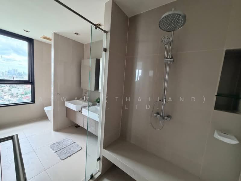 Quinn Ratchada 17, Bangkok, 454 456 Soi Inthara Mari 45, Din Daeng, Bangkok, 2 Bedrooms, 70 sqm, Condo For Rent, by Fazwaz (Thailand) Co., Ltd., 500380529 - DDproperty.com
