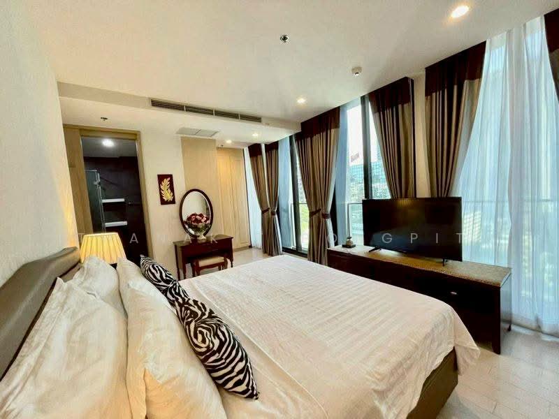Noble Ploenchit, Bangkok, 1035 Ploenchit Road, Lumphini, Pathum Wan, Bangkok, 2 Bedrooms, 80 sqm, Condo For Rent, by Thanakit Pongpit, 500380535 - DDproperty.com