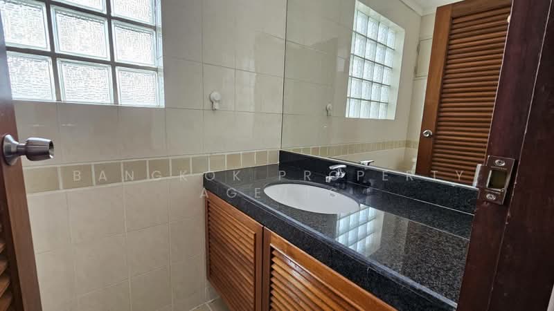 P.R. Home 3, Bangkok, 39-3 Soi Torsak, Khlong Tan Nua, Watthana, Bangkok, 3 Bedrooms, 300 sqm, Condo For Rent, by BANGKOK PROPERTY AGENTS, 500380614 - DDproperty.com