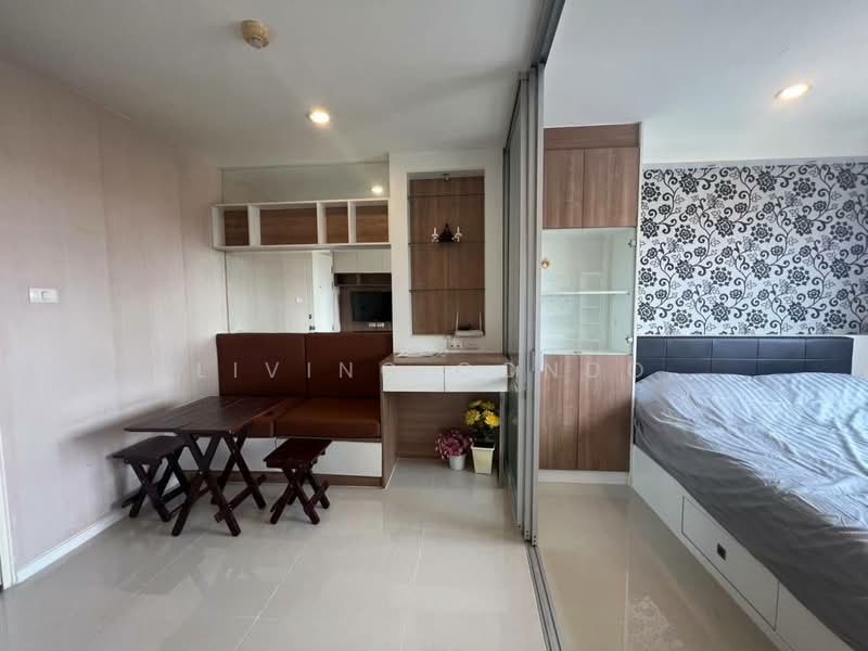 Lumpini Condo Town Raminthra-Latplakhao, Bangkok, Lat Pla Khao Road, Anusaowari, Bang Khen, Bangkok, 1 Bedroom, 26 sqm, Condo For Rent, by Living Condo, 500380625 - DDproperty.com