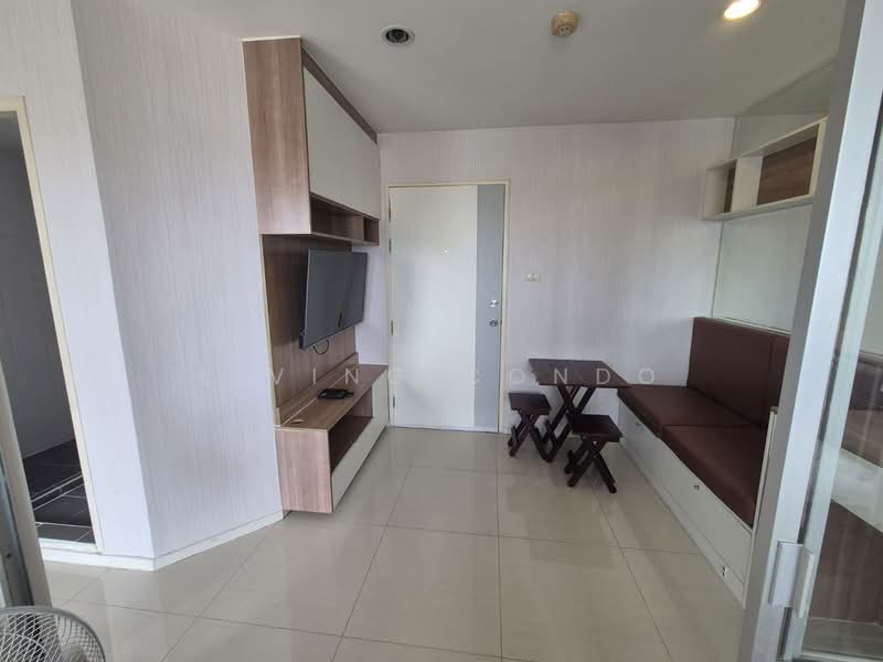 Lumpini Condo Town Raminthra-Latplakhao, Bangkok, Lat Pla Khao Road, Anusaowari, Bang Khen, Bangkok, 1 Bedroom, 26 sqm, Condo For Rent, by Living Condo, 500380625 - DDproperty.com