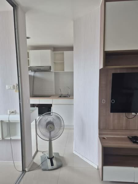 Lumpini Condo Town Raminthra-Latplakhao, Bangkok, Lat Pla Khao Road, Anusaowari, Bang Khen, Bangkok, 1 Bedroom, 26 sqm, Condo For Rent, by Living Condo, 500380625 - DDproperty.com