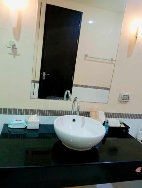 Baan Klang Krung Siam-Pathumwan, Bangkok, Petchburi Road, Thanon Phetchaburi, Ratchathewi, Bangkok, 1 Bedroom, 50 sqm, Condo For Rent, by Dnupron Ruckson, 500380634 - DDproperty.com