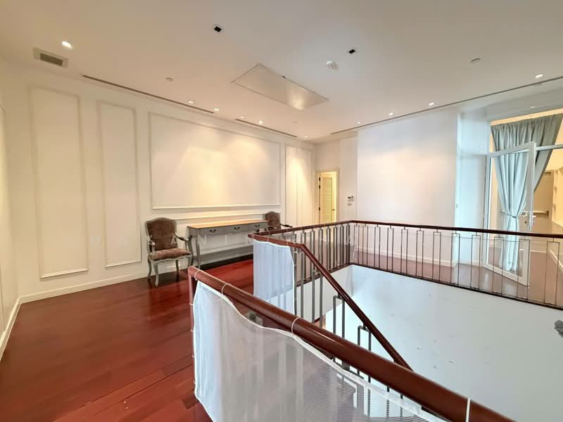 Le Raffine Sukhumvit 39, Bangkok, Soi Sukhumvit 39, Khlong Tan Nua, Watthana, Bangkok, 3 Bedrooms, 401 sqm, Condo For Rent, by Chayanin Khanijou, 500380645 - DDproperty.com
