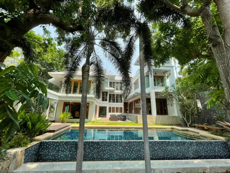undefined, Chon Buri (Pattaya), Nong Pru, Bang Lamung (Pattaya), Chon Buri (Pattaya), 8 Bedrooms, 426 sqm, Villa For Sale, by Achitaphop Klinpipat, 500380659 - DDproperty.com