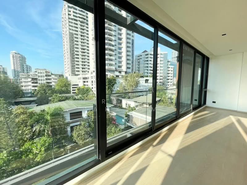 Chalermnit Art De Maison, Bangkok, 186 Sukhumvit 53 Alley, Khlong Tan Nua, Watthana, Bangkok, 1 Bedroom, 98 sqm, Condo For Rent, by Chirattiya Lakkham, 500380718 - DDproperty.com