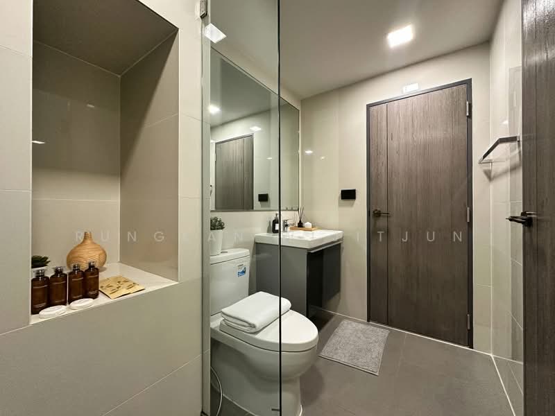 Venio Sukhumvit 10, Bangkok, 10 Sukhumvit, Khlong Toei, Bangkok, 1 Bedroom, 41 sqm, Condo For Sale, by Rungkan Wijitjun, 500380719 - DDproperty.com