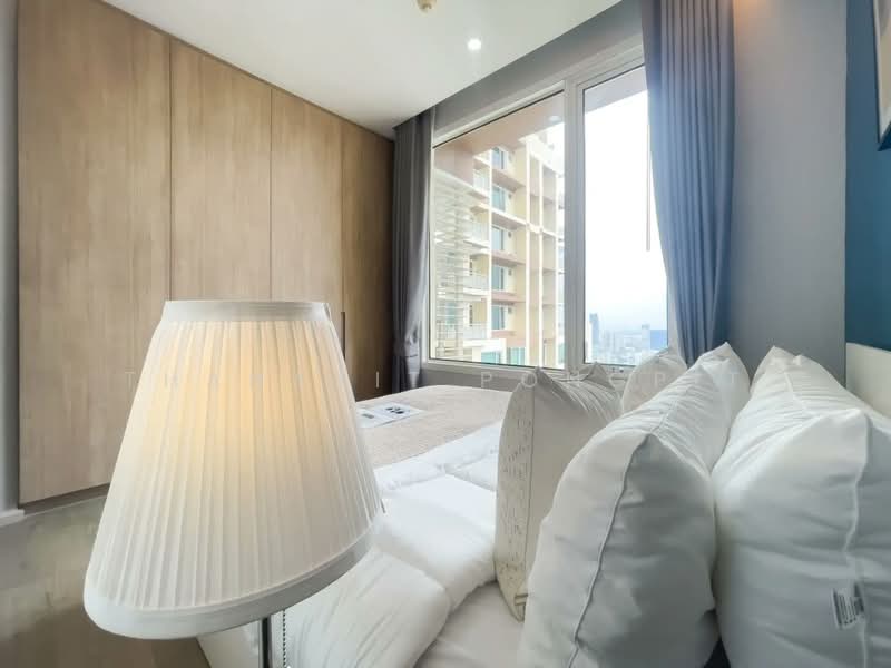 The Empire Place, Bangkok, 88 Narathiwatratchanakharin Road, Thung Maha Mek, Sathon, Bangkok, 2 Bedrooms, 110 sqm, Condo For Rent, by Thanakit Pongpit, 500380737 - DDproperty.com