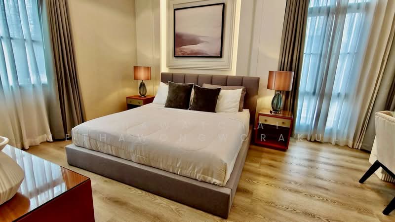 Nantawan Rama 9 - New Krungthepkreetha, Bangkok, Saphan Sung, Bangkok, 5 Bedrooms, 450 sqm, Single Detached House For Rent, by Thawatchai Methawongworakul, 500380746 - DDproperty.com