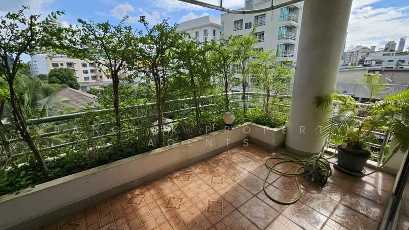 P.R. Home 3, Bangkok, 39-3 Soi Torsak, Khlong Tan Nua, Watthana, Bangkok, 2 Bedrooms, 200 sqm, Condo For Rent, by BANGKOK PROPERTY AGENTS, 500380750 - DDproperty.com